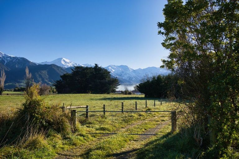 Photo of property in 126 Harnetts Road, Kaikoura Flat, Kaikoura, 7371