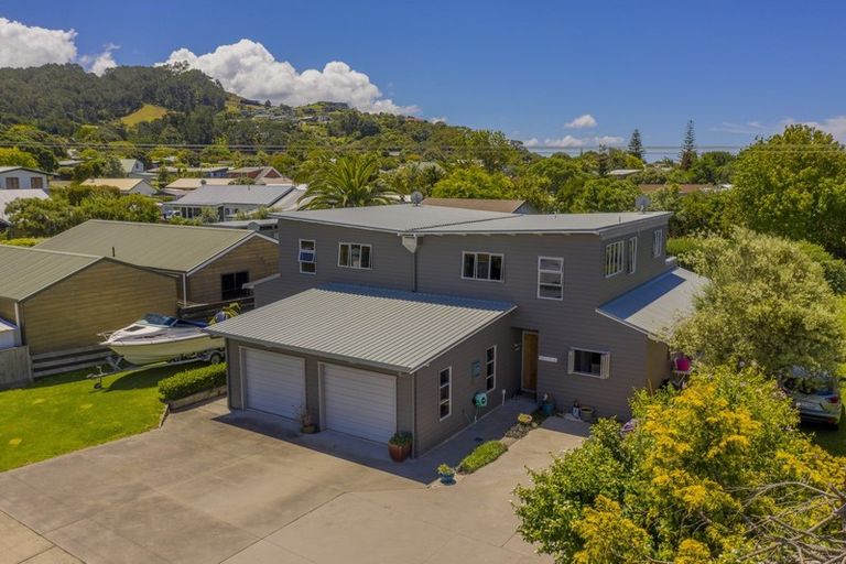Photo of property in 9 Pa Road, Hahei, Whitianga, 3591