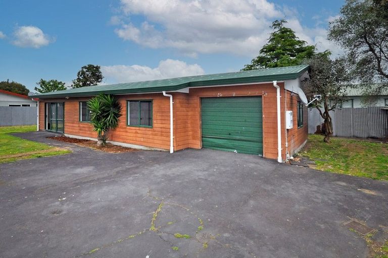 Photo of property in 12a Wilson Place, Papakura, 2110