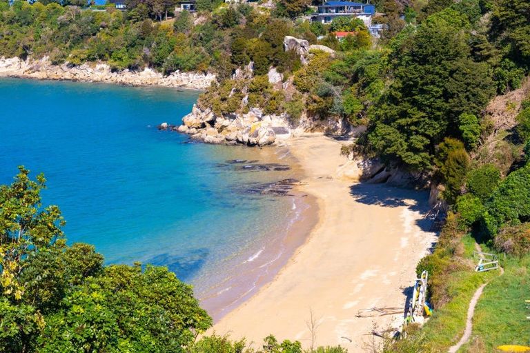 Photo of property in 10 Fairburn Place, Kaiteriteri, Motueka, 7197