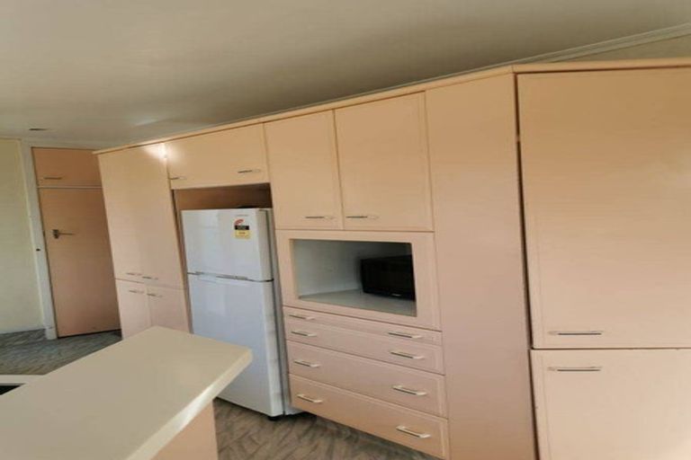 Photo of property in 35 Berkley Avenue, Hillcrest, Hamilton, 3216