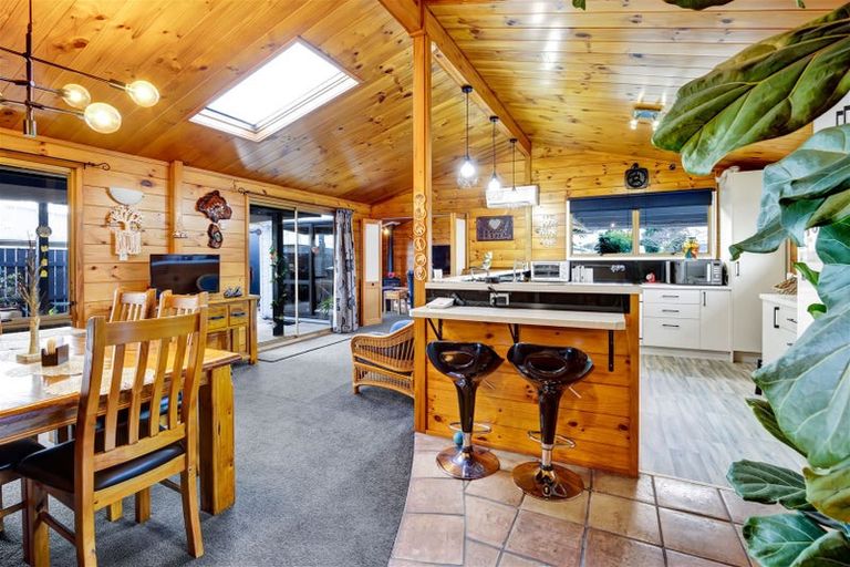 Photo of property in 3 Kowhai Street, Hawera, 4610