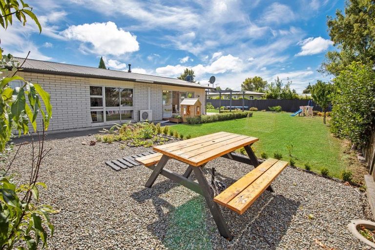 Photo of property in 61 Abraham Crescent, Milson, Palmerston North, 4414