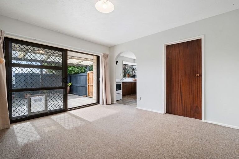 Photo of property in 1 Waddell Lane, Avondale, Christchurch, 8061