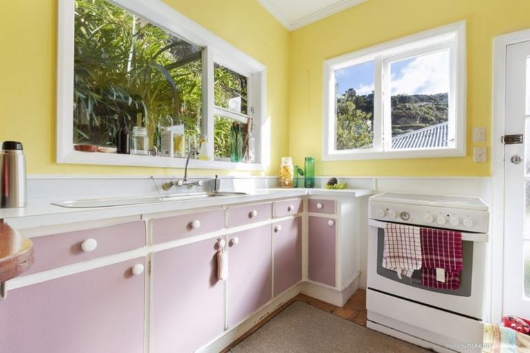 Photo of property in 8 Butt Street, Brooklyn, Wellington, 6021