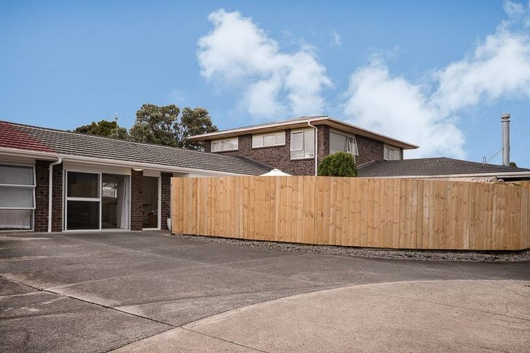 Photo of property in 3/83 Centreway Road, Orewa, 0931
