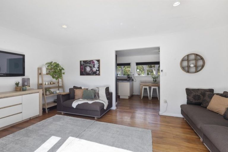 Photo of property in 28 Eldon Grove, Taita, Lower Hutt, 5019