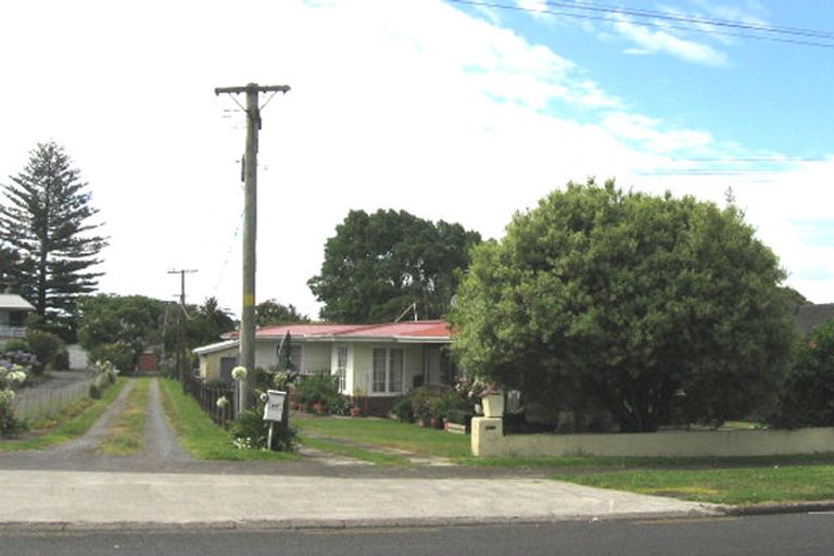 Photo of property in 42 Ireland Road, Mount Wellington, Auckland, 1060