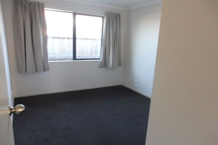 Photo of property in 2 Waikai Close, Ruakura, Hamilton, 3214