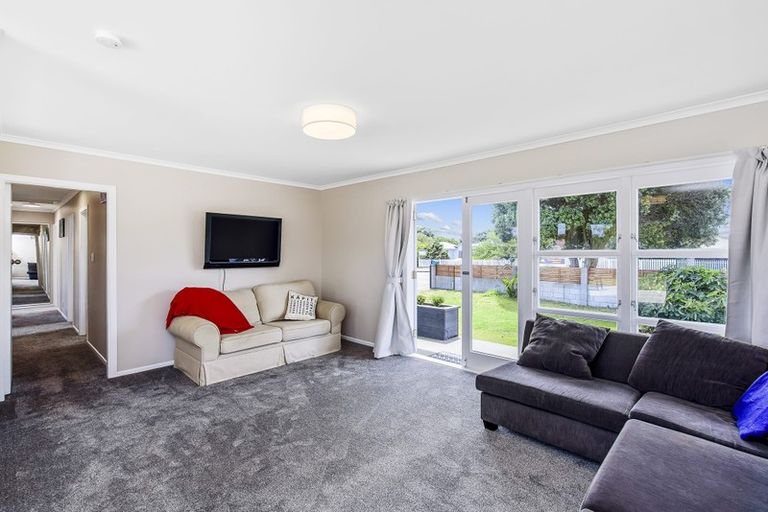 Photo of property in 60 Te Kupe Road, Paraparaumu Beach, Paraparaumu, 5032