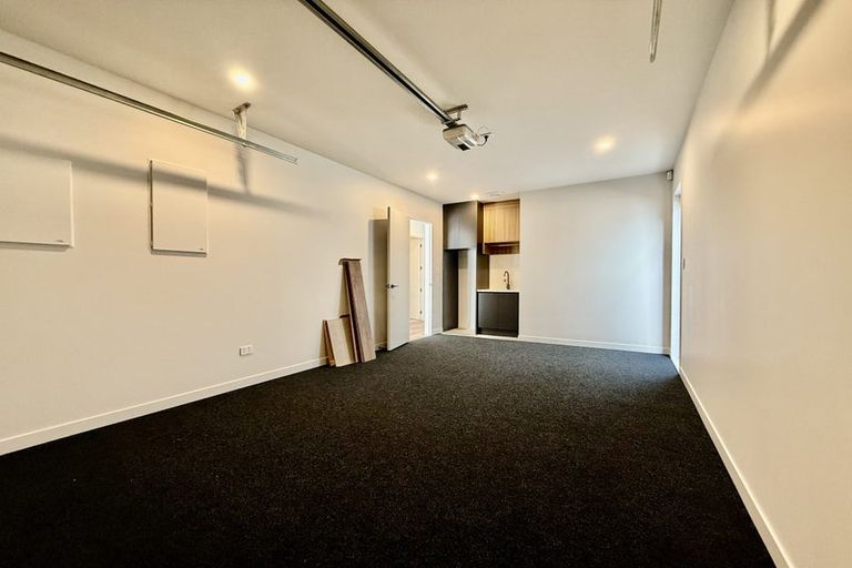 Photo of property in 77c Schoolside Road, Kumeu, 0810
