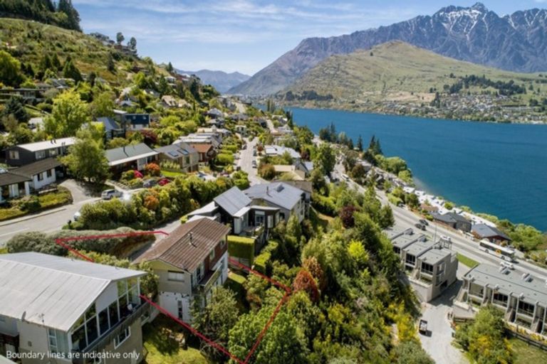 Photo of property in 5 Earnslaw Terrace, Queenstown, 9300