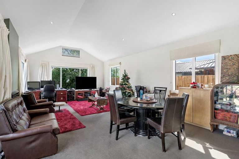 Photo of property in 1 Mcivor Lane, Lake Hayes, Queenstown, 9304