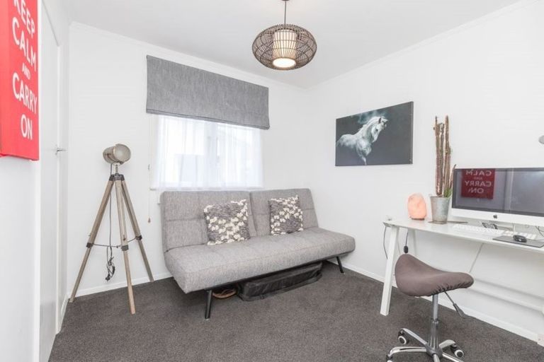 Photo of property in 24 Macdonald Road, Glenview, Hamilton, 3206