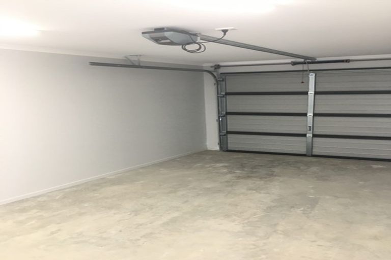 Photo of property in 2/21 Onukutara Place, Huntington, Hamilton, 3281