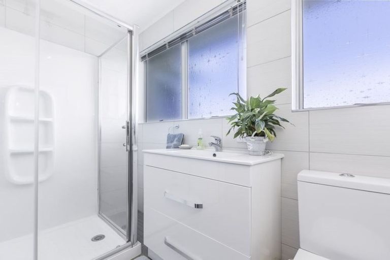 Photo of property in 4 Carmen Terrace, Snells Beach, 0920