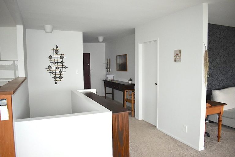 Photo of property in 85 Tiri Road, Tindalls Beach, Whangaparaoa, 0930