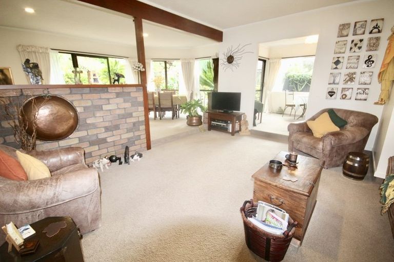 Photo of property in 8a Heron Place, Maunu, Whangarei, 0110