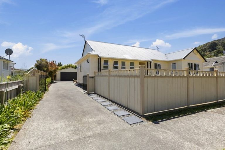 Photo of property in 13 Rumgay Street, Fairfield, Lower Hutt, 5011