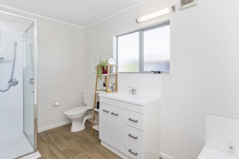 Photo of property in 1313 Papamoa Beach Road, Papamoa Beach, Papamoa, 3118