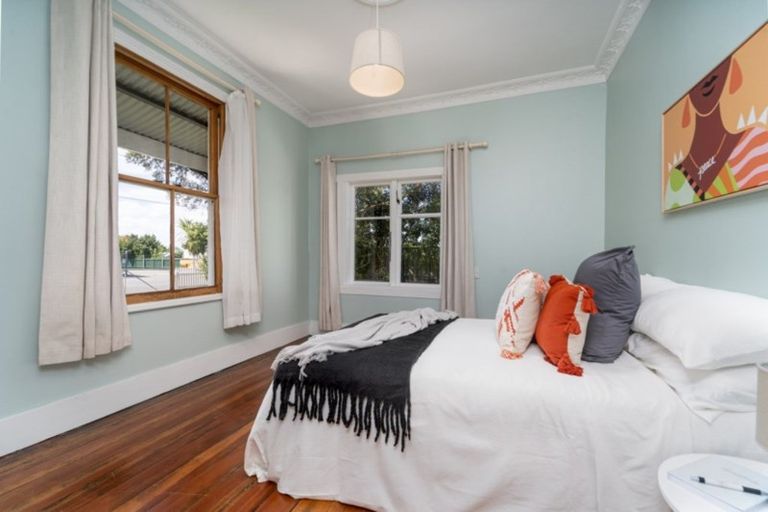 Photo of property in 86 Fox Street, Featherston, 5710