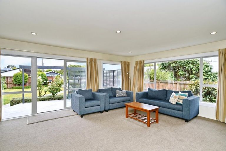 Photo of property in 4 Mcfaddens Road, St Albans, Christchurch, 8052