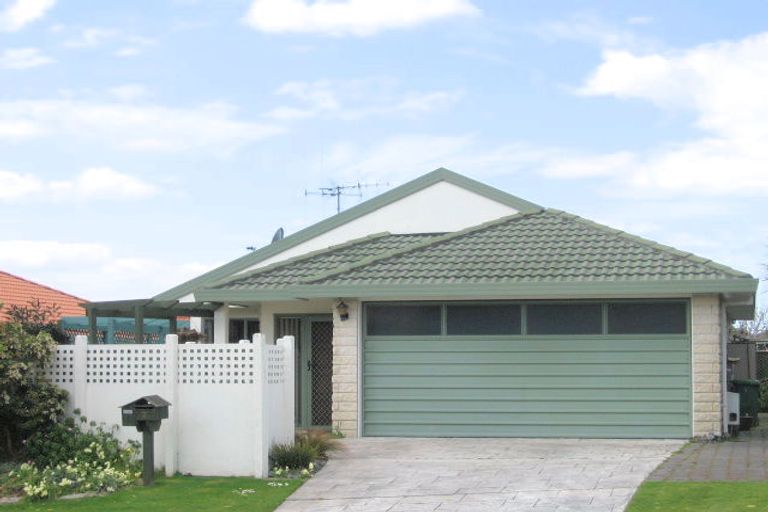 Photo of property in 2 Oleander Lane, Mount Maunganui, 3116