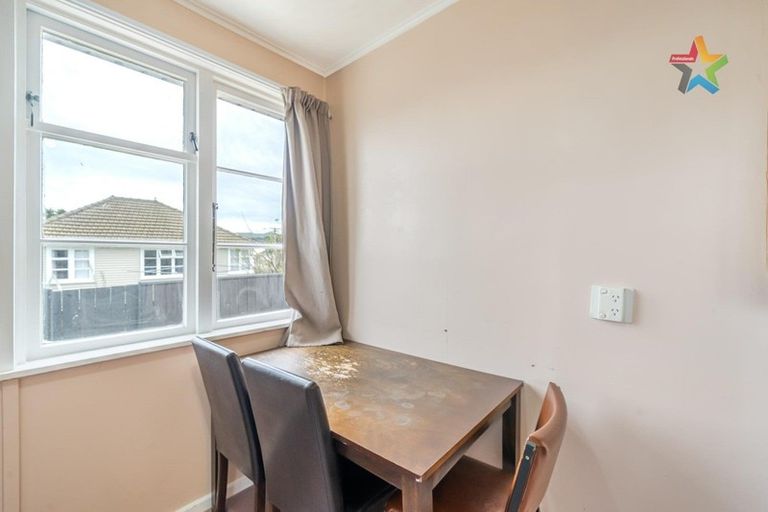 Photo of property in 4a Langford Street, Naenae, Lower Hutt, 5011