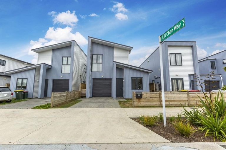 Photo of property in 31 Tapuwae Way, Mangere Bridge, Auckland, 2022