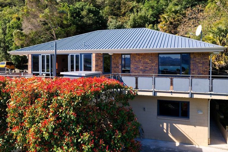 Photo of property in 22a Kotuku Road, South Bay, Kaikoura, 7300