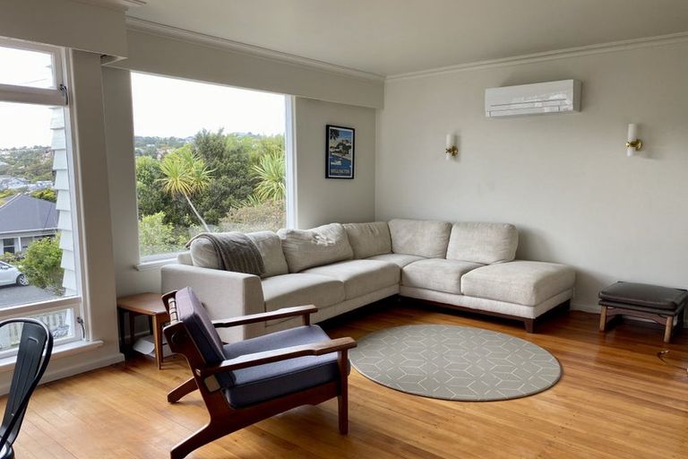 Photo of property in 44 Beauchamp Street, Karori, Wellington, 6012