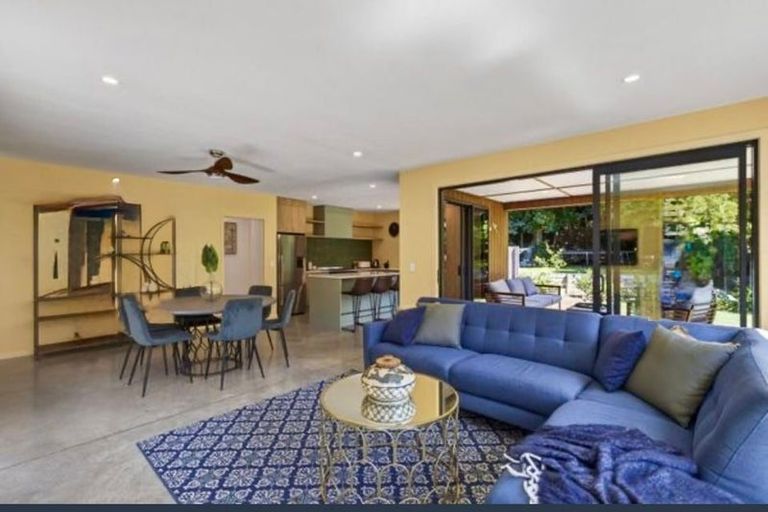 Photo of property in 94 Eliot Street, New Plymouth, 4310