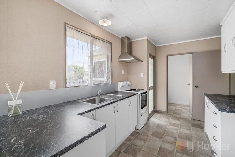 Photo of property in 14 Sunline Place, Ngongotaha, Rotorua, 3010