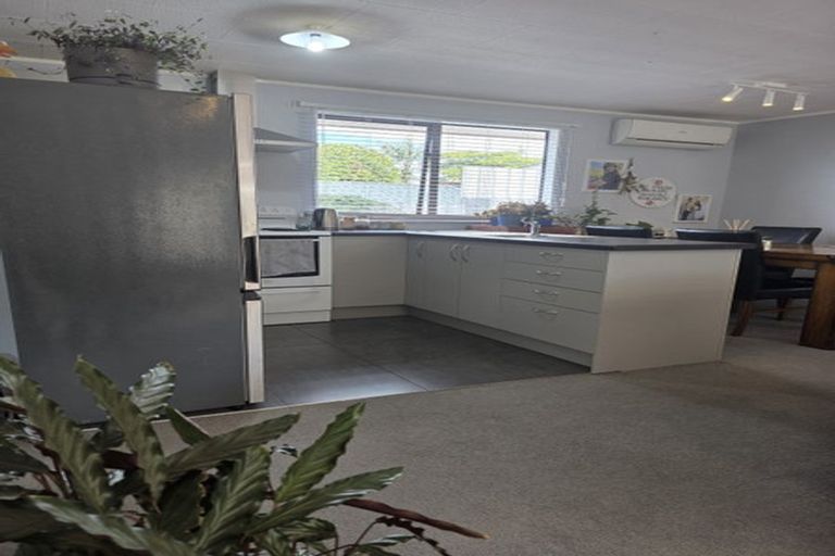 Photo of property in 32a Silvan Place, Bell Block, New Plymouth, 4312