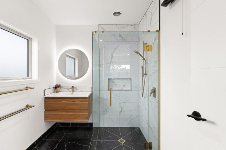 Photo of property in 19 Grooby Place, Havelock North, 4130