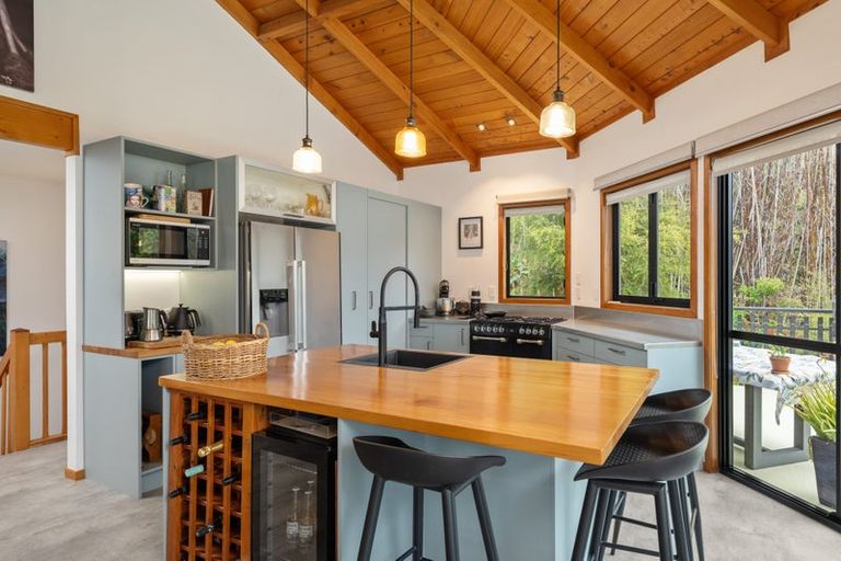 Photo of property in 7 Old Coach Road, Havelock, 7100