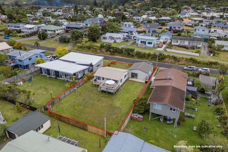 Photo of property in 37 Hornsea Road, Tairua, 3508