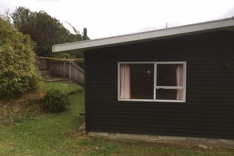 Photo of property in 1/236 Helston Road, Paparangi, Wellington, 6037