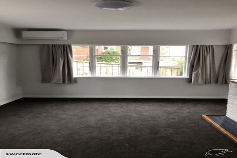 Photo of property in 33 Hindmarsh Street, Johnsonville, Wellington, 6037