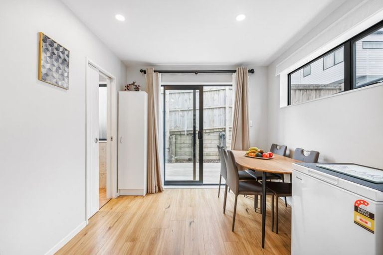 Photo of property in 59d Redwood Drive, Massey, Auckland, 0614