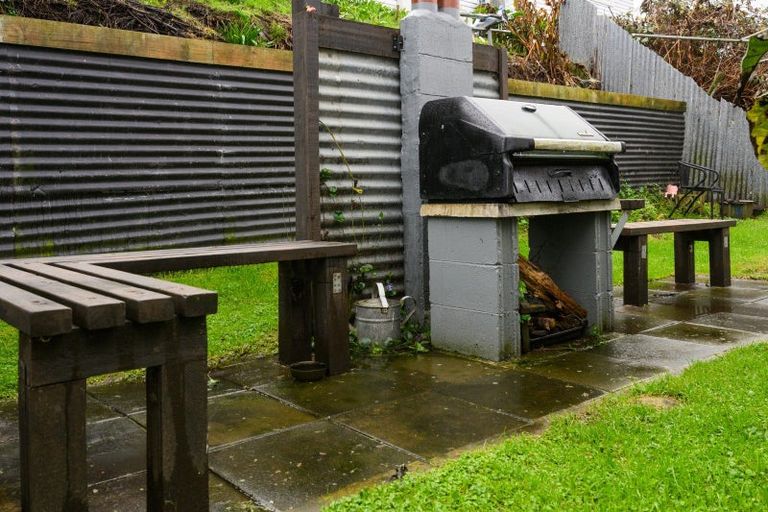 Photo of property in 23 Jenks Street, Foxton, 4814