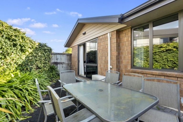 Photo of property in 10/31 Jones Crescent, Melville, Hamilton, 3206