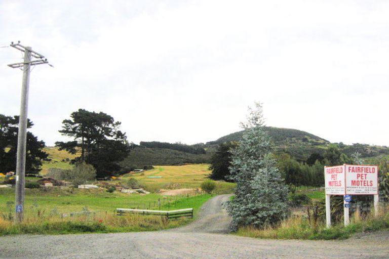 Photo of property in 104 Old Brighton Road, Fairfield, Dunedin, 9076