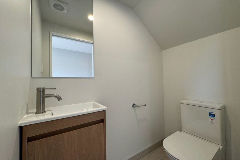 Photo of property in 5/13 Thomas Road, Mangere, Auckland, 2022