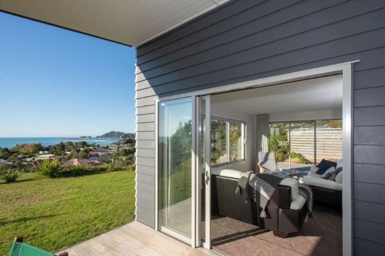 Photo of property in 16 Sandridge Terrace, Pohara, Takaka, 7183