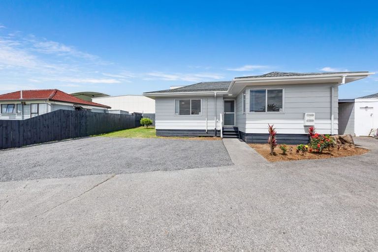 Photo of property in 1/17 Dunstan Place, Otara, Auckland, 2023