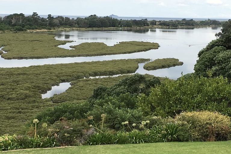 Photo of property in 84 Koutunui Road, Athenree, Katikati, 3177