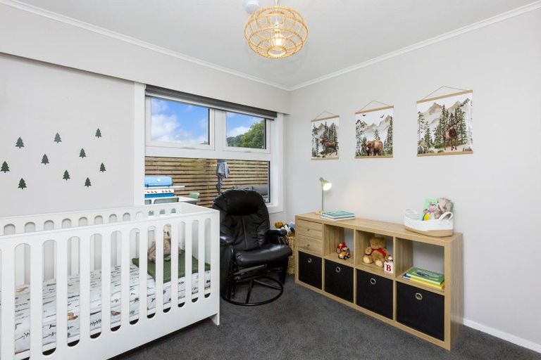 Photo of property in 46 Holdsworth Avenue, Trentham, Upper Hutt, 5018