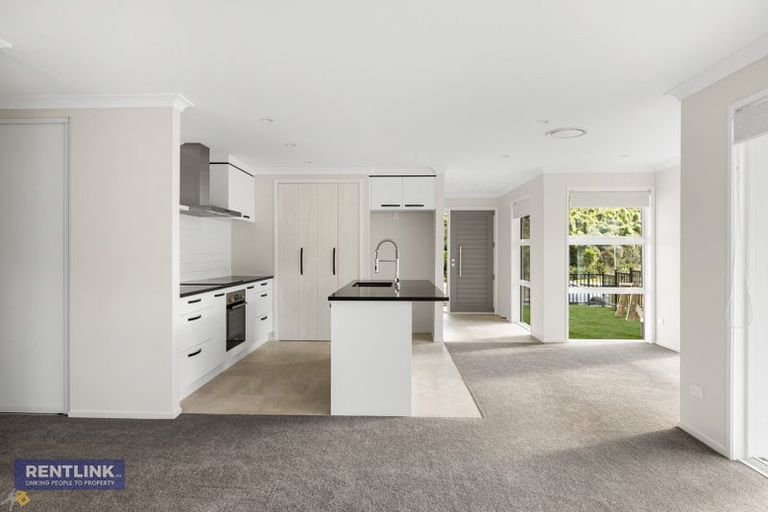 Photo of property in 45 Pakanga Grove, Pyes Pa, Tauranga, 3112