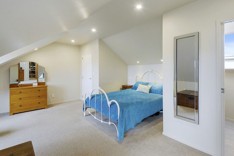 Photo of property in 18 Colchester Place, Templeton, Christchurch, 8042